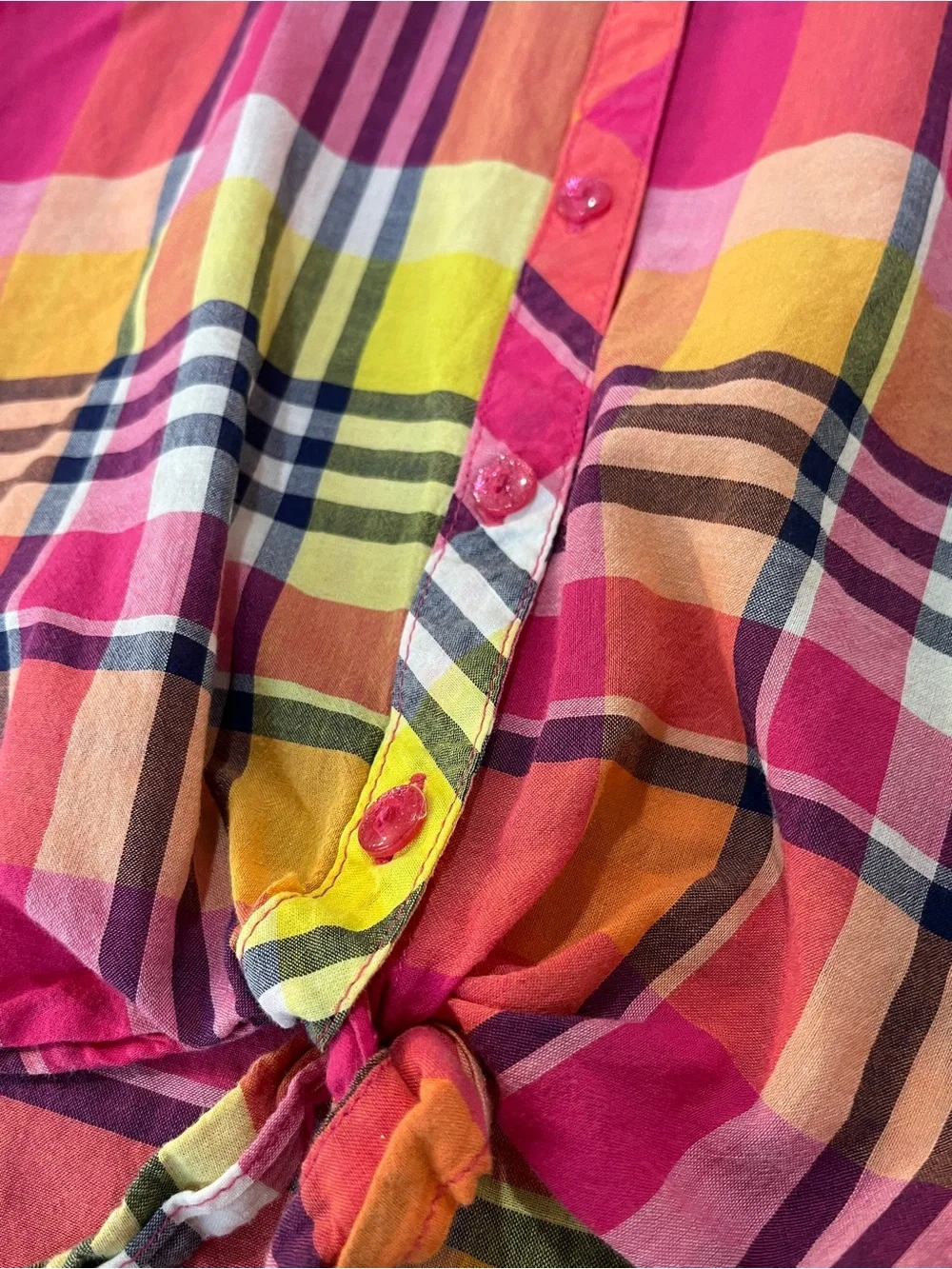 Bright Justice Plaid Tie-Front Sleeveless Blouse  100% Cotton